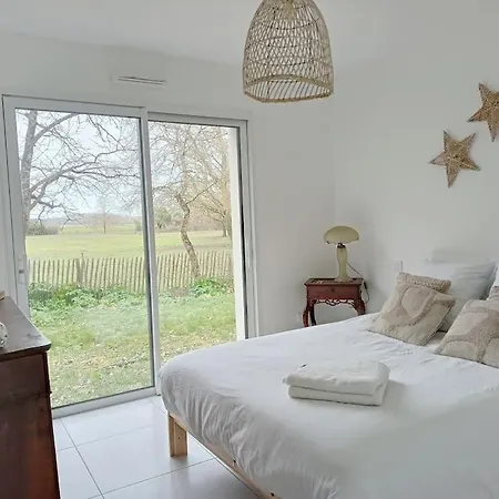 Holiday home Veritable Cocon Pres De La 4 Etoiles *